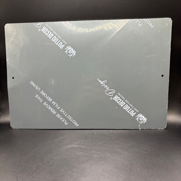 Metal Sign Warning Retired Person On The Premises Knows Everything Sign Decor - Picture 2 of 2